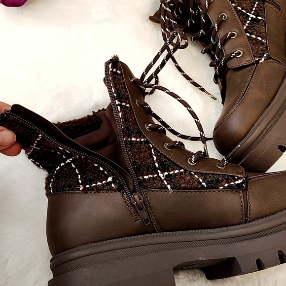 Rocket Dog Desmond Brown Lug Plaid Ankle Boots Size 8.5 - Picture 8 of 13